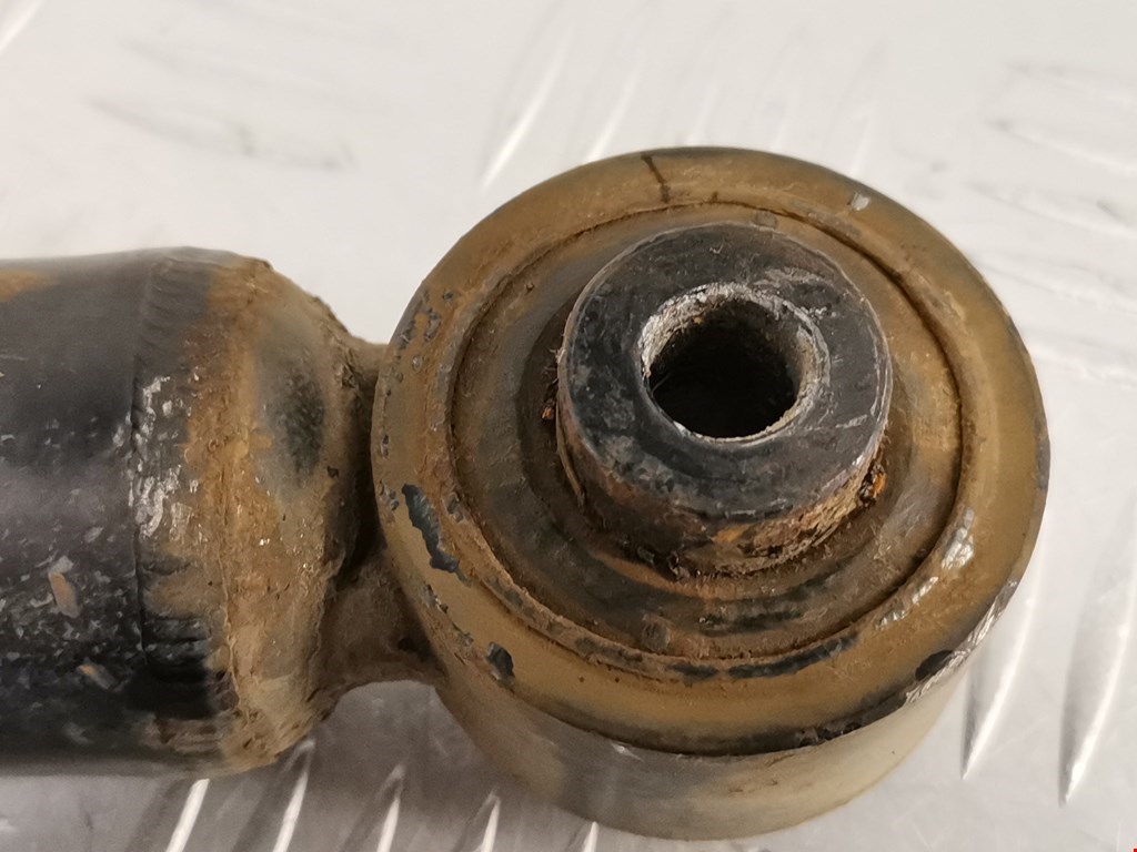 Амортизатор задний правый VOLKSWAGEN Fox 2005-2011