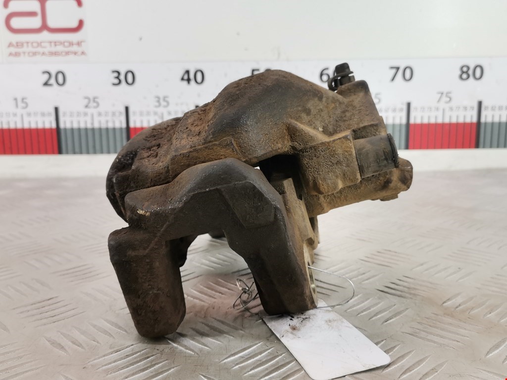 Суппорт передний правый SEAT Alhambra 1996-2010