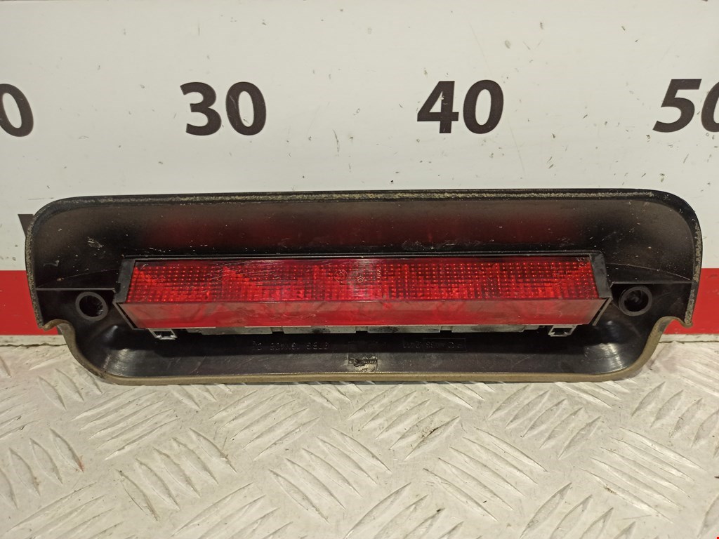 Фонарь дополнительный тормозной (стоп-сигнал) Ford Mondeo 2 (1996-2002)