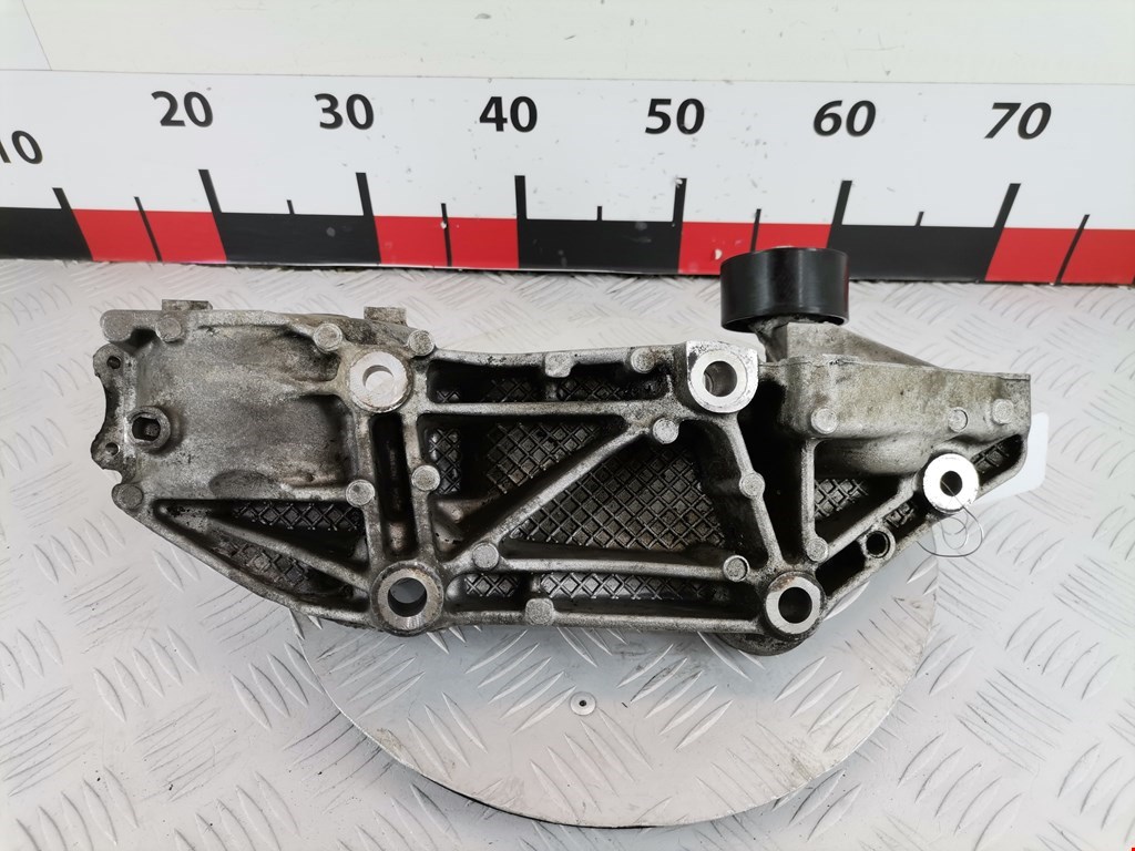 Кронштейн генератора RENAULT Espace 2003-2014