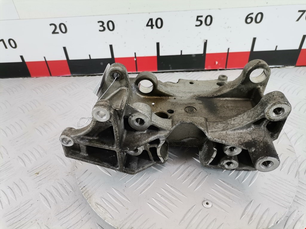 Кронштейн генератора PEUGEOT 206 1998-2012