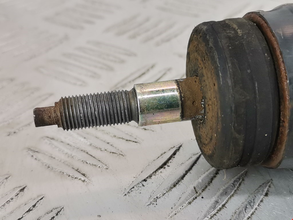 Амортизатор задний правый MERCEDES-BENZ 190 (W201) 190 W201 1982-1993