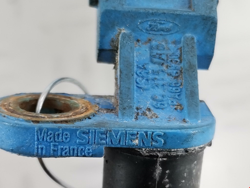 Датчик положения коленвала FORD Focus II 2005-2011