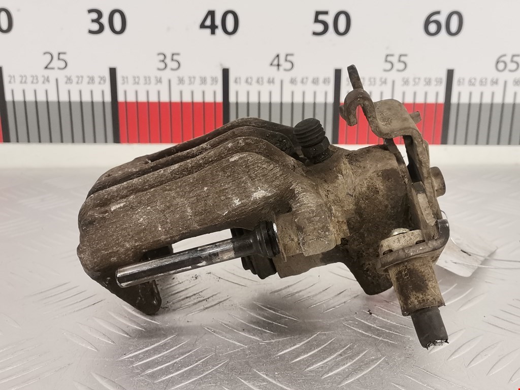 Суппорт задний правый VOLKSWAGEN Passat B5 1997-2005