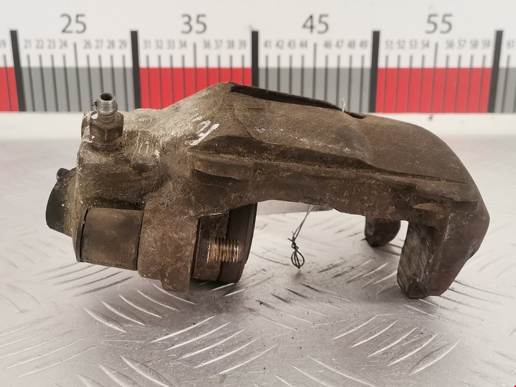 Суппорт передний правый SKODA Fabia MK2 5J 2007-2014