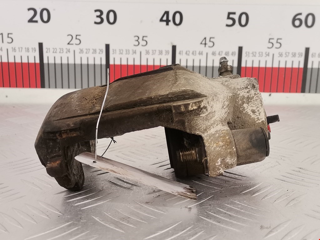 Суппорт передний правый SKODA Fabia MK2 5J 2007-2014