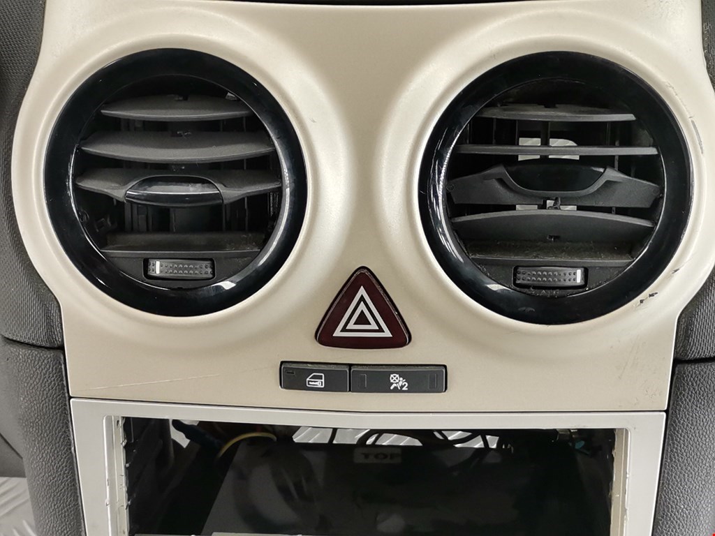 Торпедо OPEL Corsa D 2006-2014