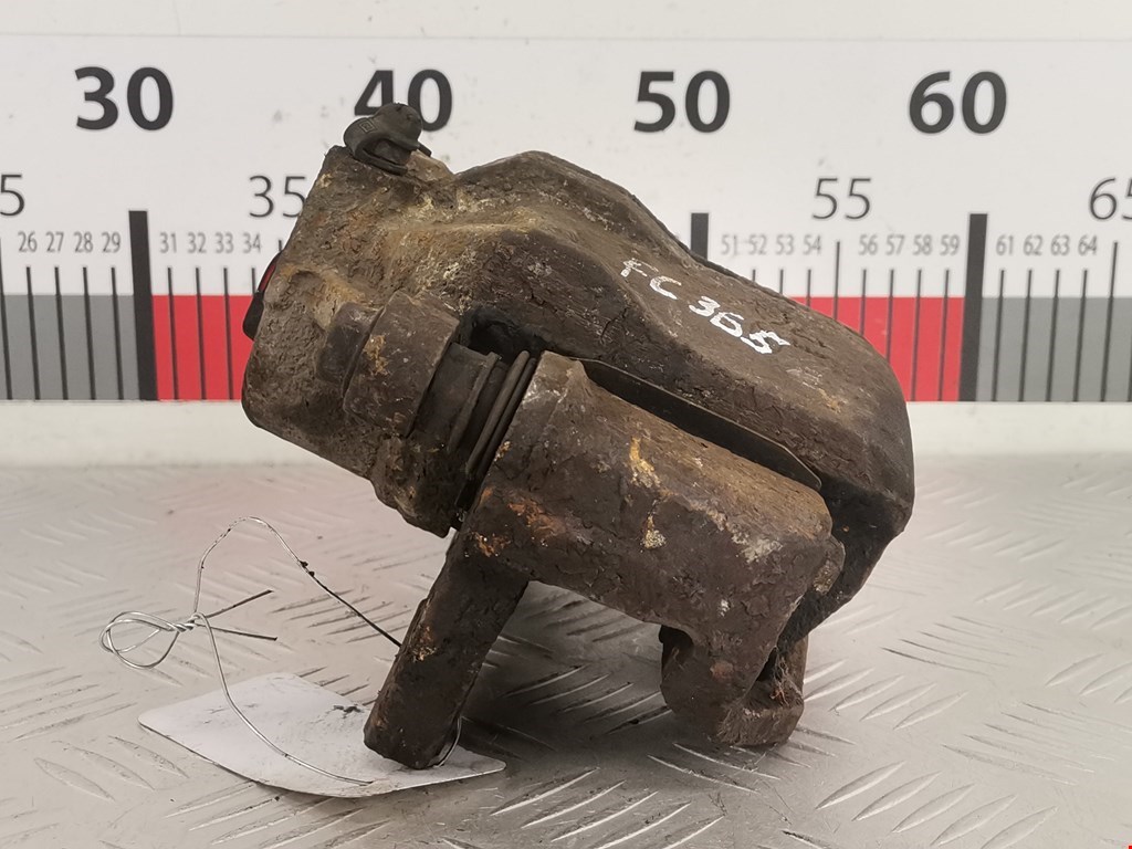 Суппорт передний левый HYUNDAI i30 2007-2012