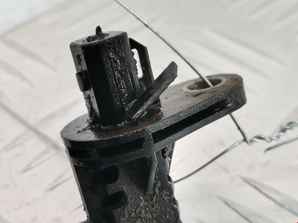 Датчик ABS передний левый HYUNDAI i30 2007-2012