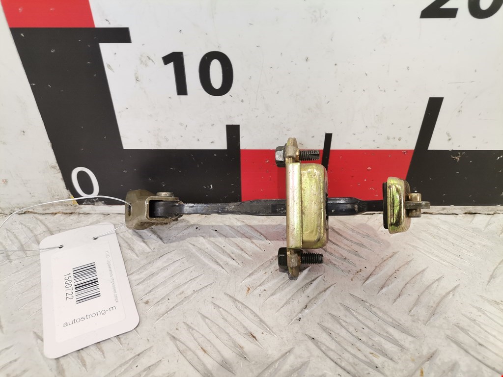 Ограничитель открывания двери MITSUBISHI Space Star 1999-2006