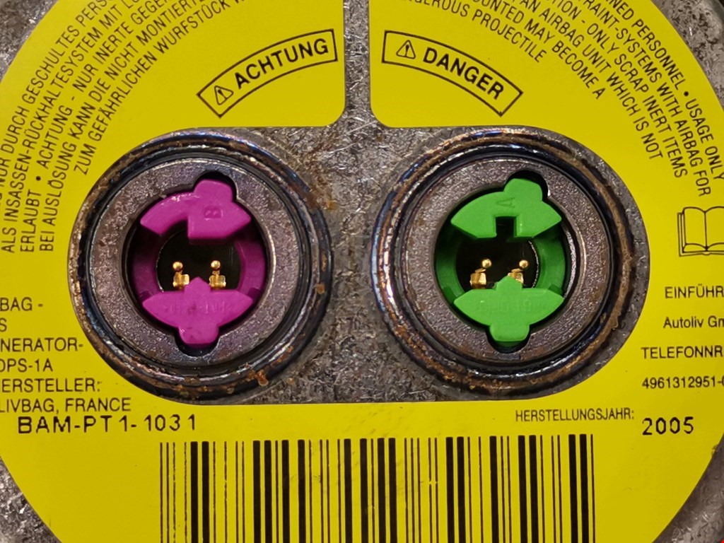 Подушка безопасности в рулевое колесо VOLVO V50 I 2004-2012