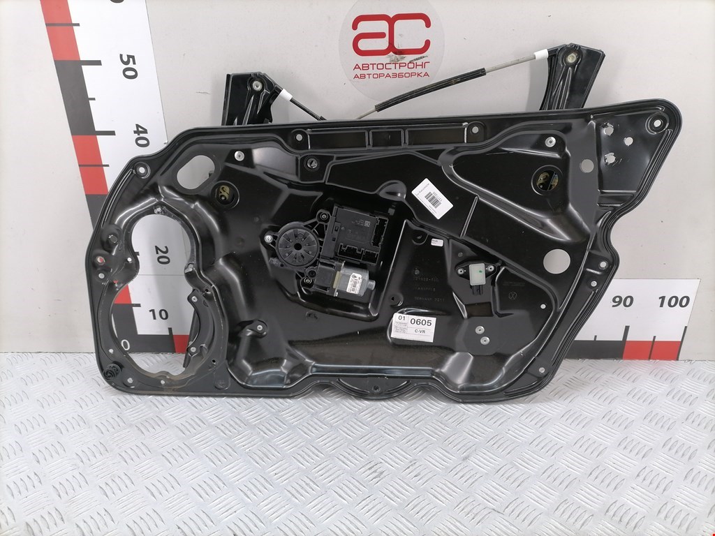 Стеклоподъемник передний правый VOLKSWAGEN Passat B7 2011-2015