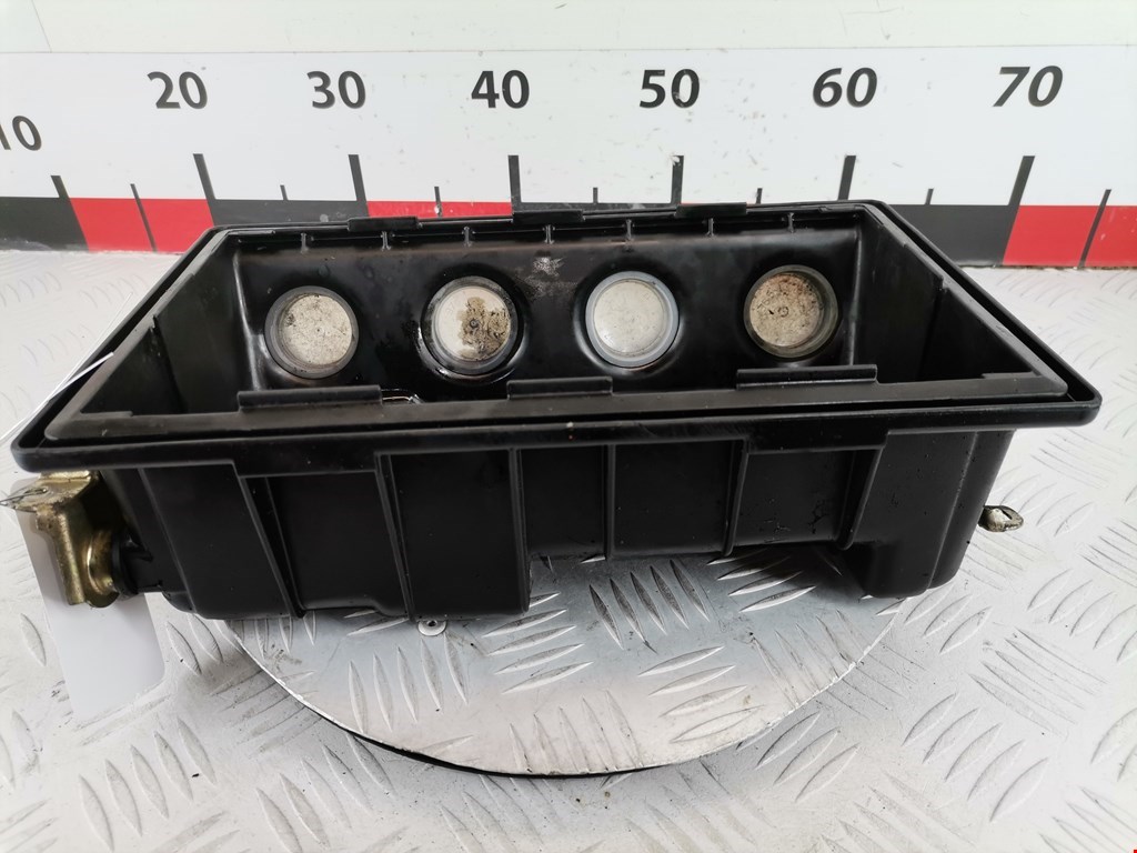 Корпус воздушного фильтра MERCEDES-BENZ 190 (W201) 190 W201 1982-1993