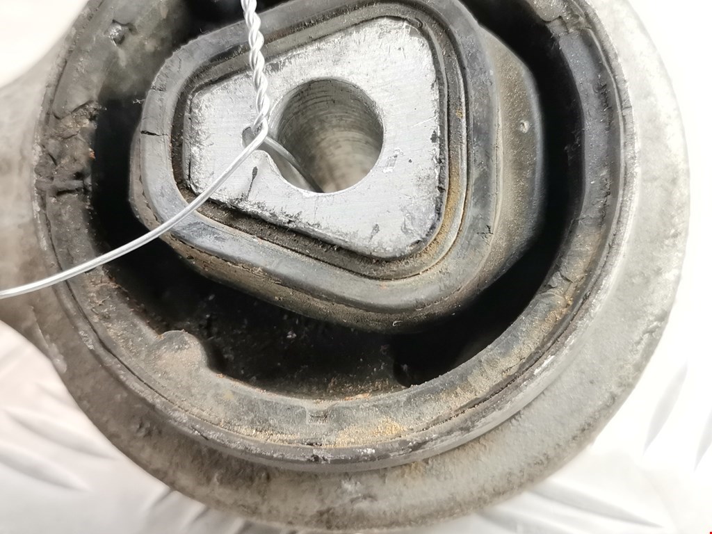 Рычаг передний левый BMW 1er E81\E87 2004-2011