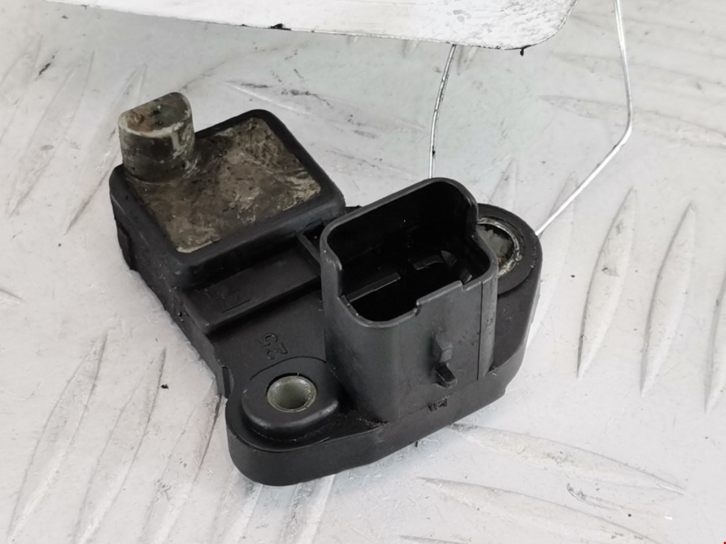 Датчик положения коленвала FORD Focus II 2005-2011