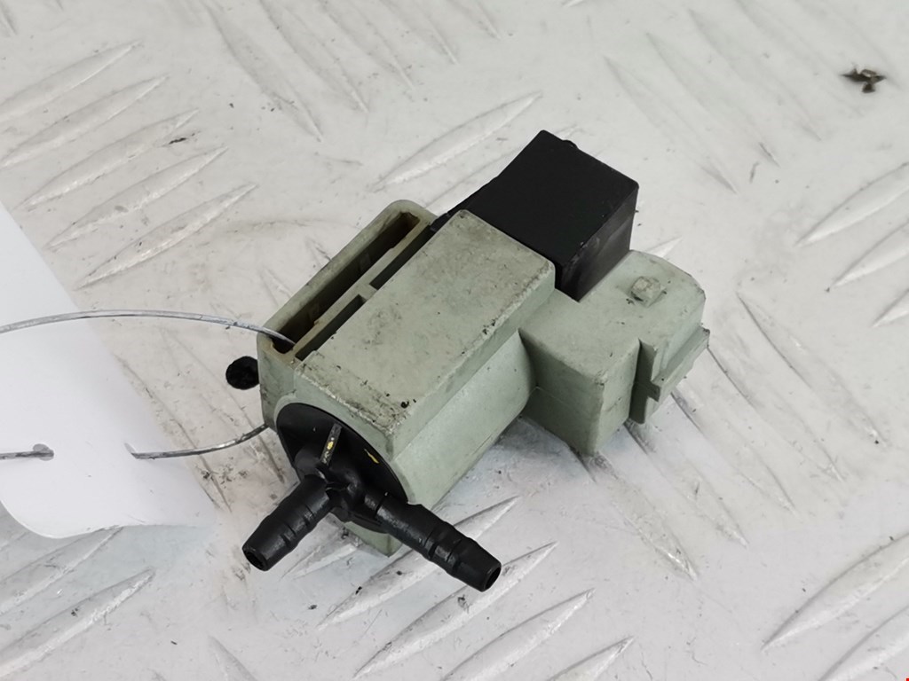 Клапан воздушного фильтра Hyundai i30 1 (2007-2012)