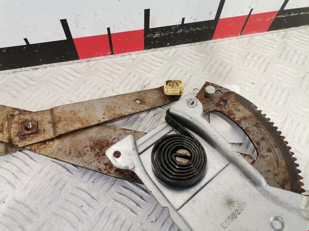 Стеклоподъемник передний правый FORD Explorer 1995-2001