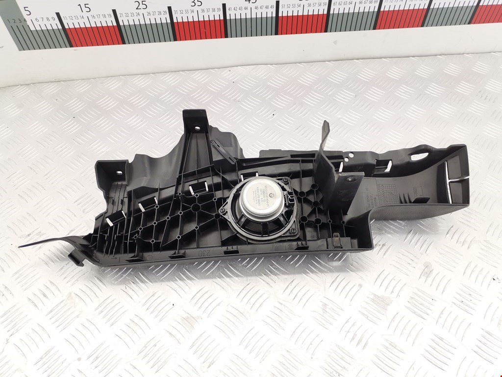 Динамик BMW 1er E81\E87 2004-2011