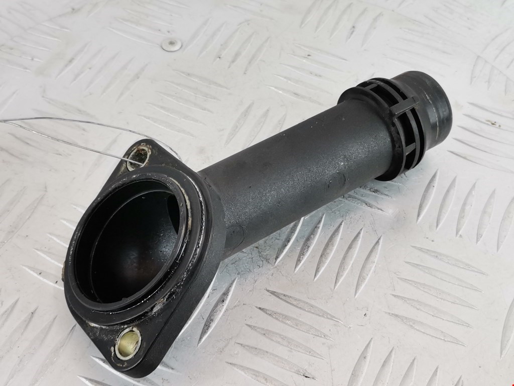 Тройник системы охлаждения AUDI A4 B5 1995-2001