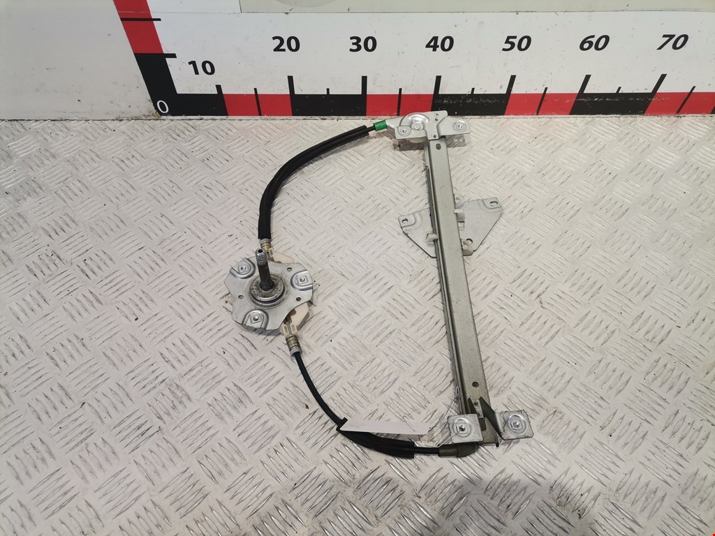 Стеклоподъемник задний правый MITSUBISHI Space Star 1999-2006