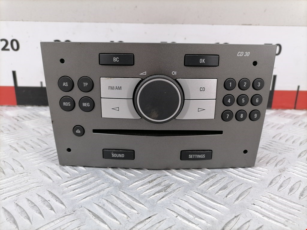 Магнитола Opel Astra H (2004-2014)