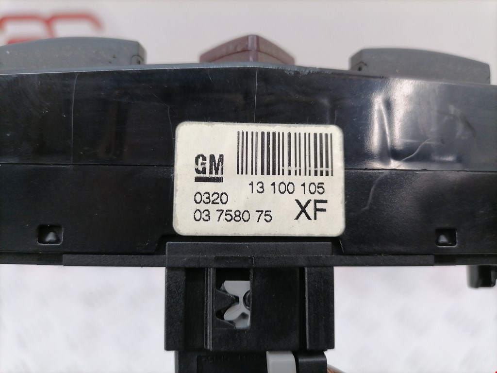 Кнопка аварийной сигнализации (аварийки) OPEL Astra H/Family 2004-2015