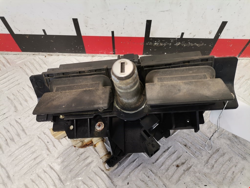 Ручка двери багажника наружная AUDI A6 C5 1997-2004