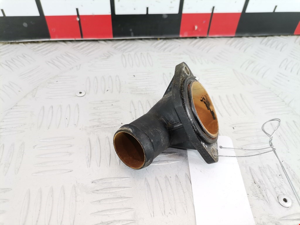 Корпус термостата AUDI A4 B5 1995-2001