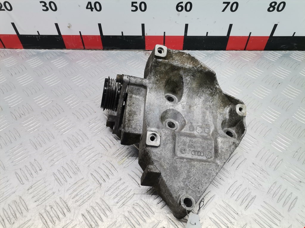 Кронштейн кондиционера AUDI A4 B5 1995-2001