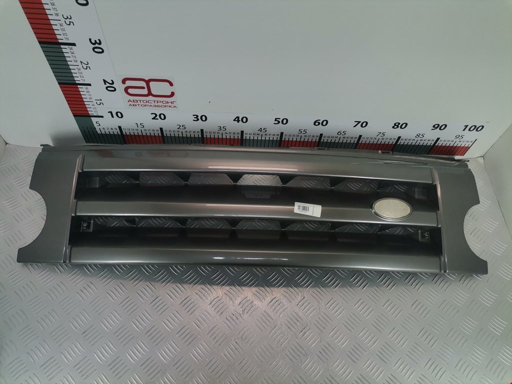 Решетка радиатора LAND ROVER Discovery III 2005-2009