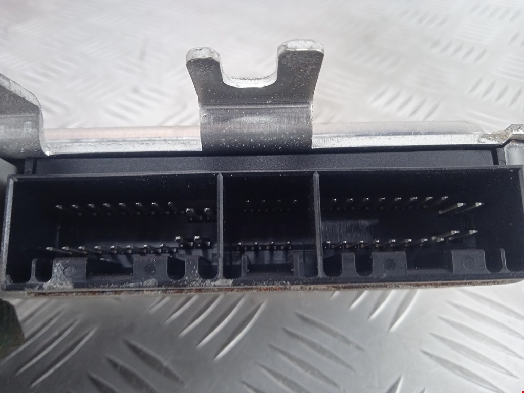 Блок управления стеклоподъемниками LAND ROVER Discovery III 2005-2009