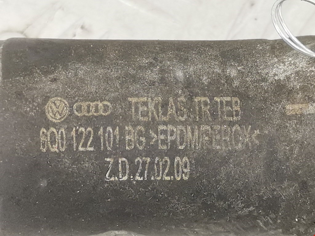 Патрубок SKODA Fabia MK2 5J 2007-2014