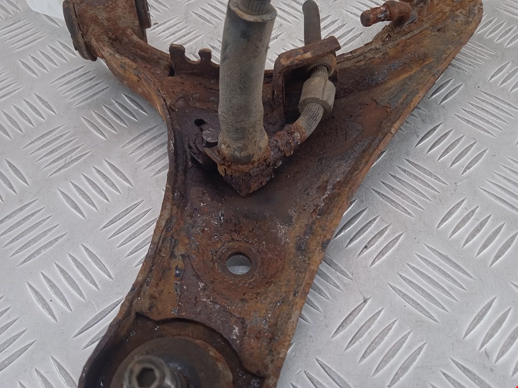 Рычаг передний правый LAND ROVER Discovery III 2005-2009