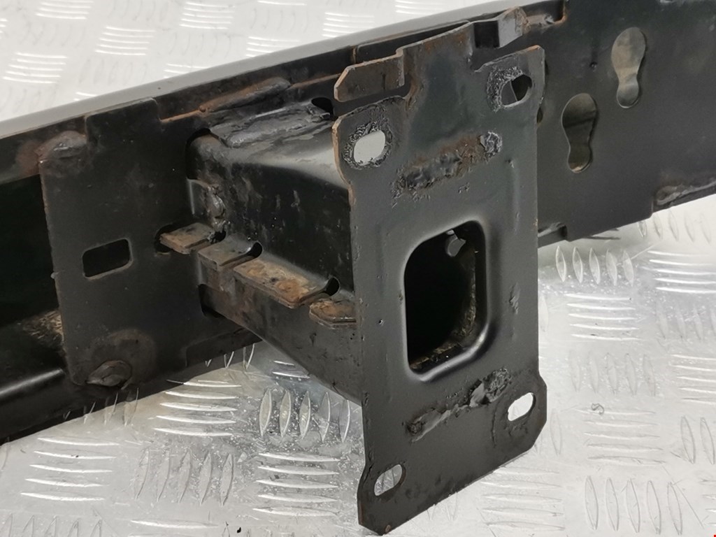 Усилитель заднего бампера (задний) LAND ROVER Discovery III 2005-2009