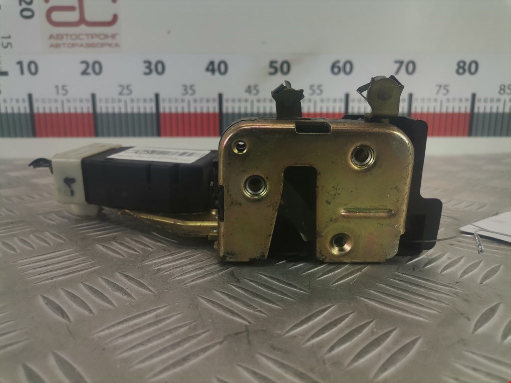 Замок двери передней левой MITSUBISHI Space Star 1999-2006