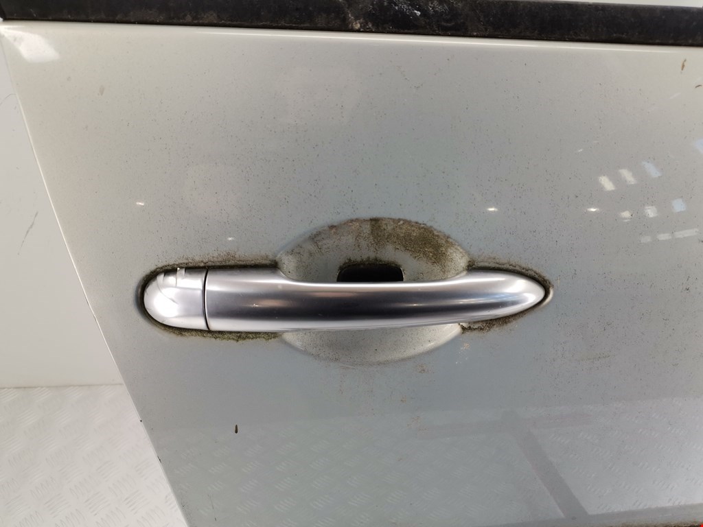 Дверь передняя правая RENAULT Scenic II 2003-2010