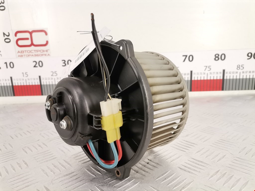 Моторчик (мотор) отопителя салона MITSUBISHI Space Star 1999-2006