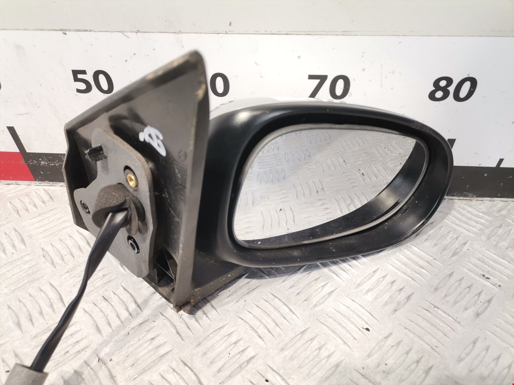 Зеркало правое NISSAN Almera Tino 2000-2006