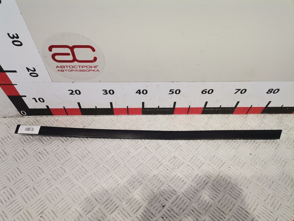 Накладка декоративная (молдинг) двери задней левой Audi A6 C5 (1997-2005)