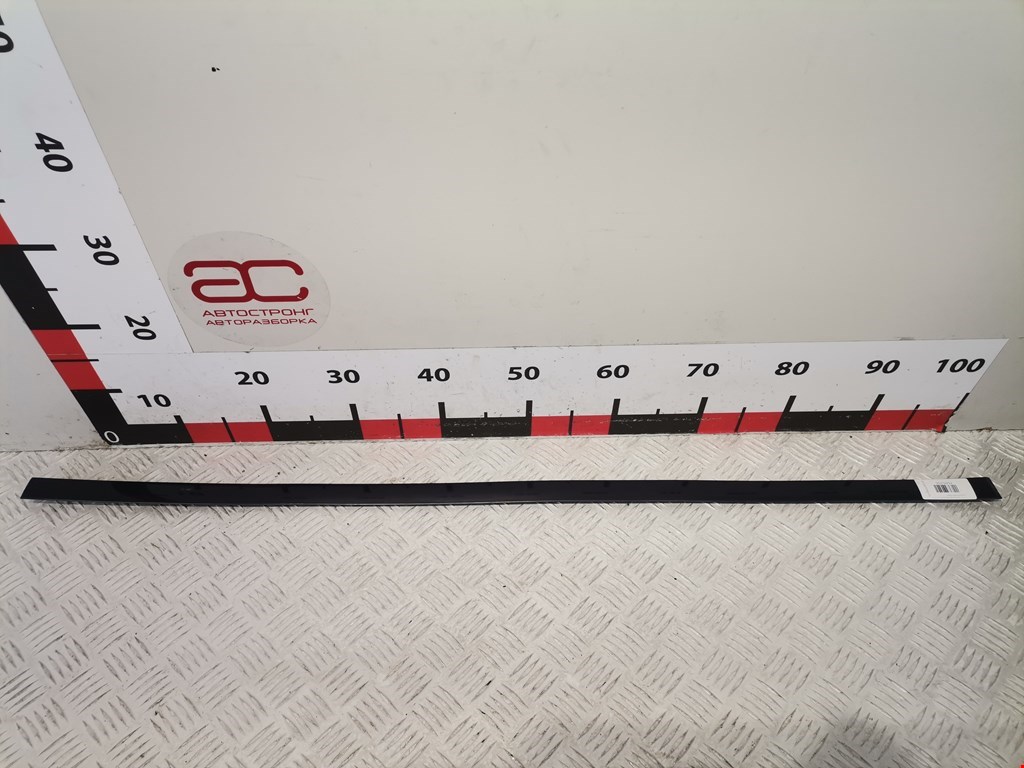 Накладка декоративная (молдинг) двери передней левой Audi A6 C5 (1997-2005)