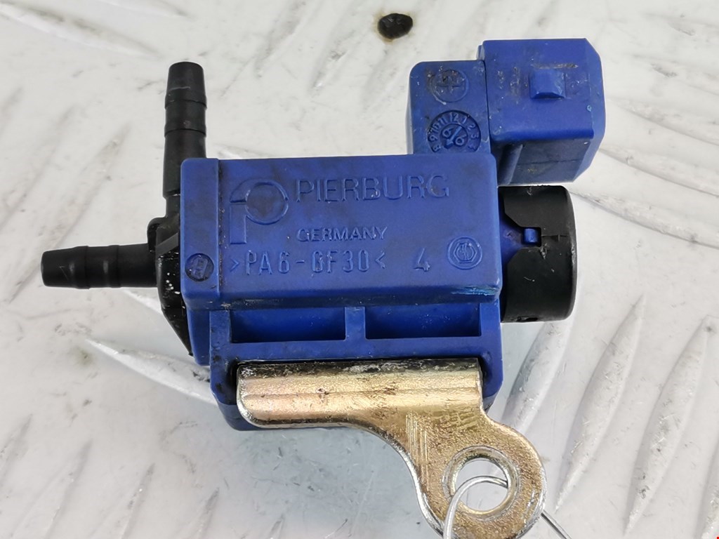 Клапан воздушного фильтра Opel Astra G (1998-2004)