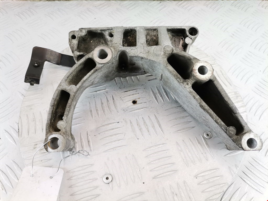 Кронштейн гидроусилителя FORD Focus I 1998-2005