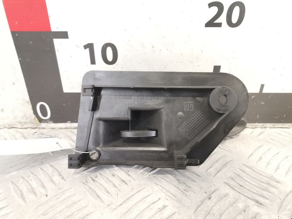 Ручка дверная задняя внутренняя правая OPEL Omega B 1994-2004