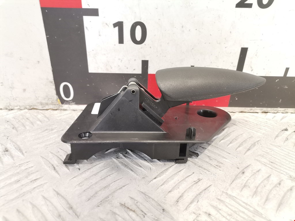 Ручка дверная задняя внутренняя левая OPEL Omega B 1994-2004