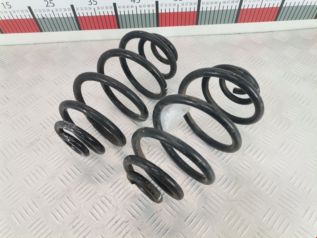 Пружина задняя левая/правая VOLKSWAGEN Passat B5 1997-2005