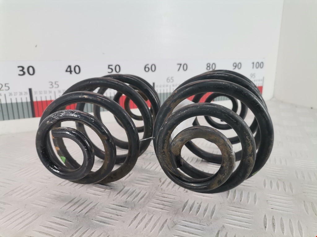 Пружина задняя левая/правая VOLKSWAGEN Passat B5 1997-2005