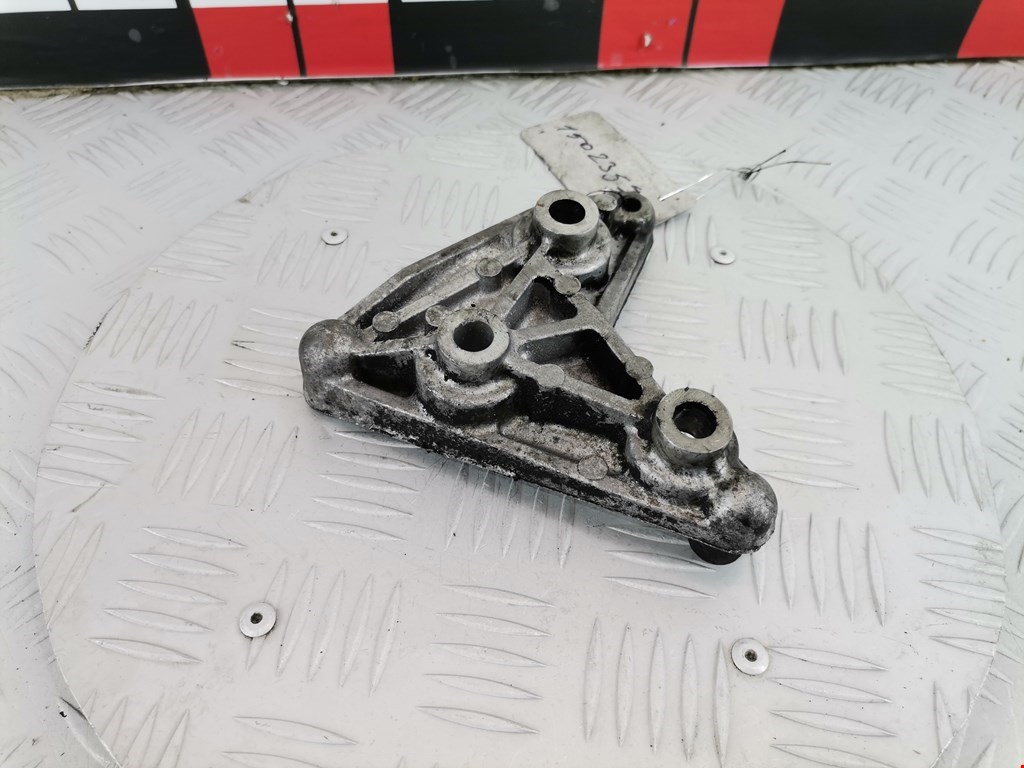 Кронштейн кондиционера OPEL Combo C 2001-2011