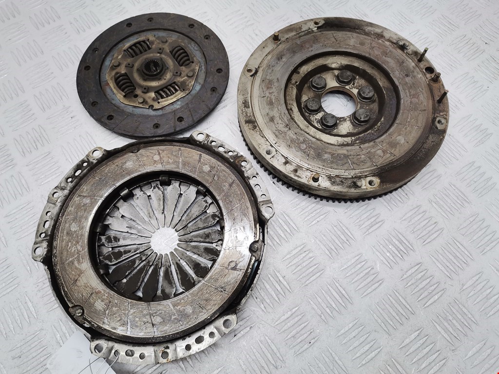 Маховик (демпфер сцепления) VOLKSWAGEN Lupo 1999-2005