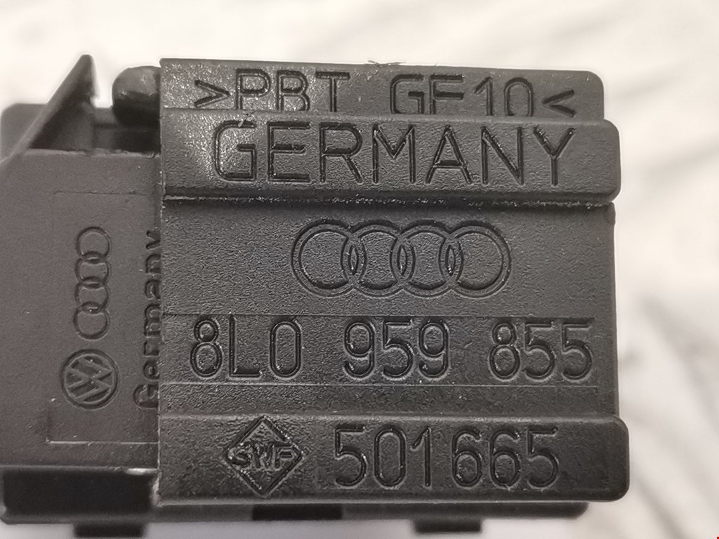 Кнопка стеклоподъемника AUDI A3 8L 1996-2003