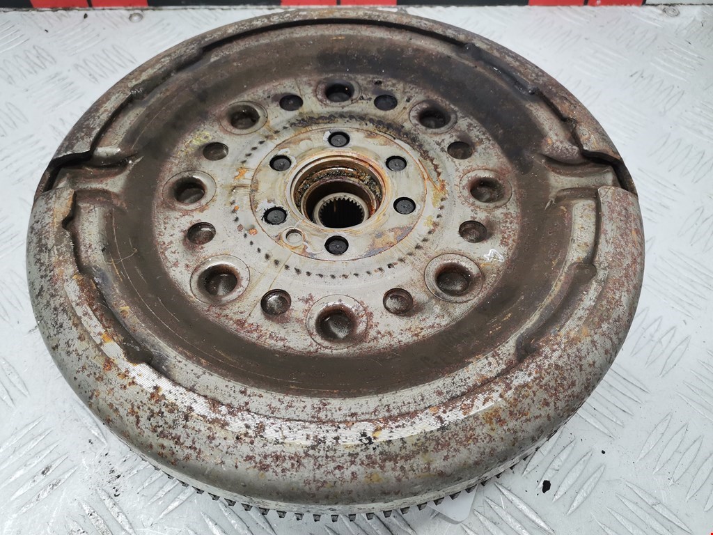 Маховик (демпфер сцепления) SKODA Fabia MK2 5J 2007-2014